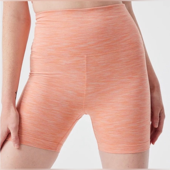 Outdoor Voices Pants - Outdoor Voices Flow 5” Terracotta Biker Shorts size Medium NWT